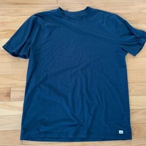 Vuori mens tshirt XXL